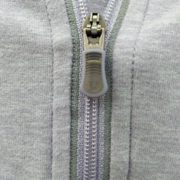Lululemon 1/2 zip long sleeve top with back pocket 4 - Picture 7 of 8